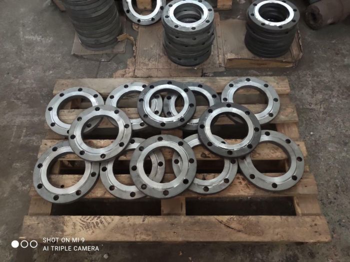 Фланець Ду 150 Ру 25 (PN 25) сталевий плоский